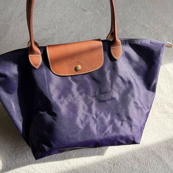 Longchamp Large Billberry Le Pliage Tote - Picture 4 of 16